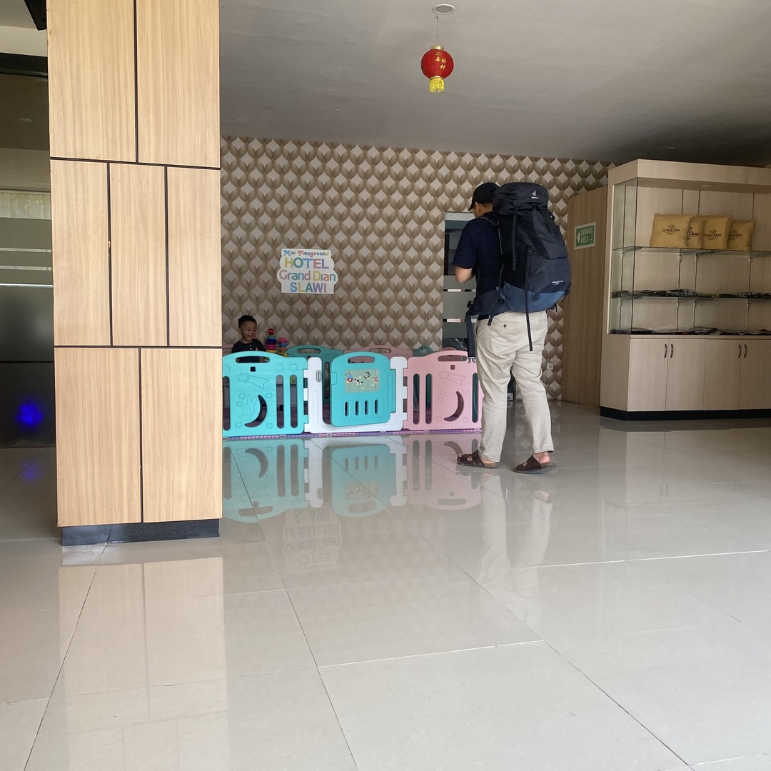 Rahasia Liburan Hemat : 12 Tips Menarik untuk Anda yang Ingin Liburan dengan Budget Terbatas